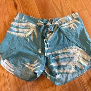 Patagonia Teal and Cream High Waist Women Shorts